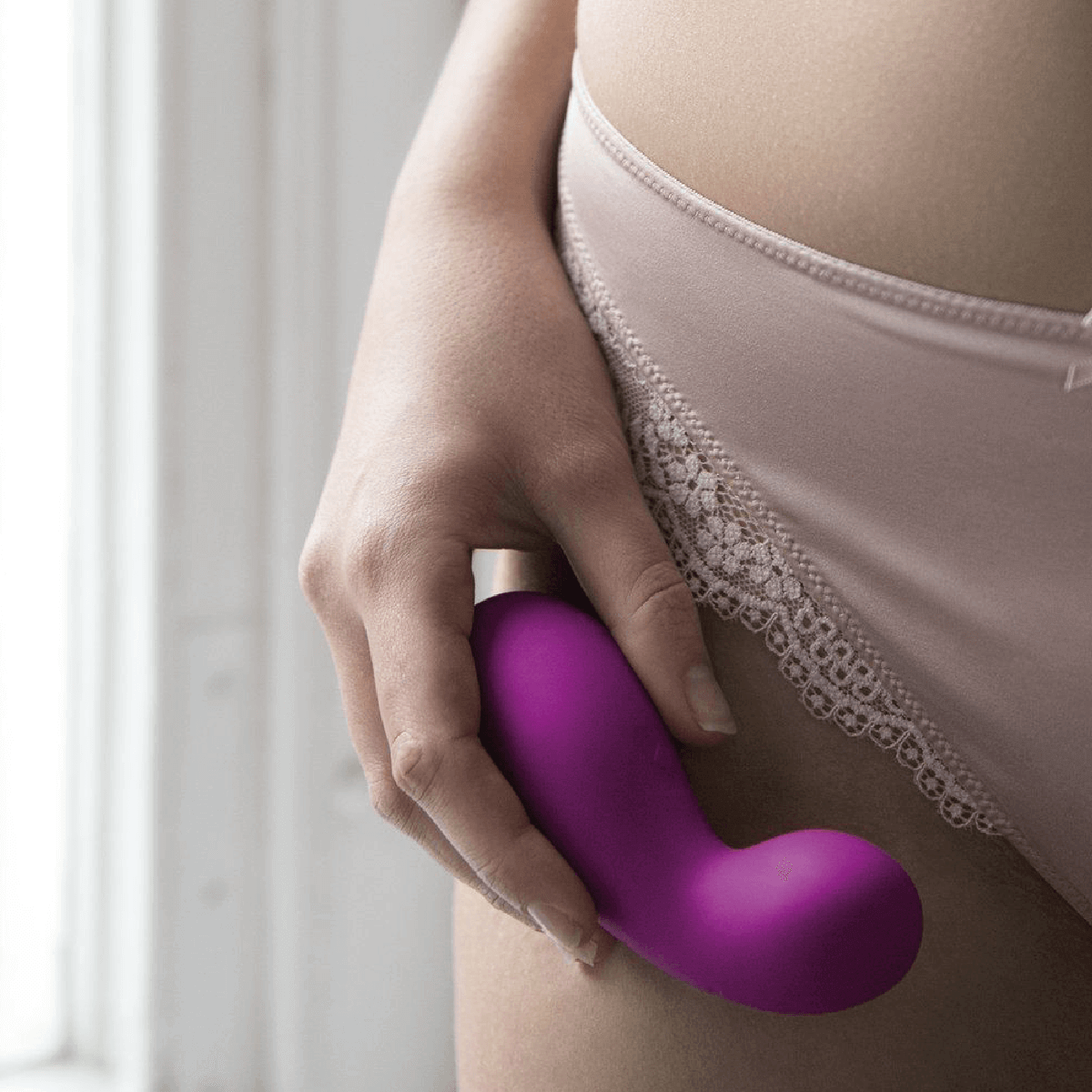 Der Klitorisstimulator Vibrator Cliona von Kiiroo - Produktabbildung